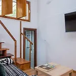 Aurelia 30- Cozy Flat